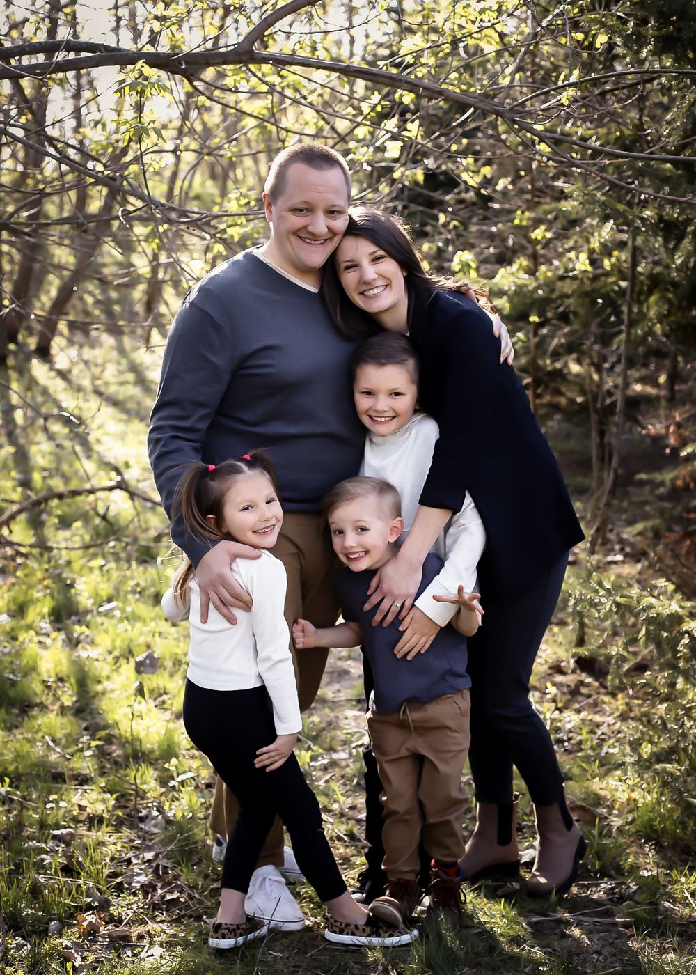 Family Portrait
Professional Photographer Janesville Wisconsin
outdoors
natural light photography