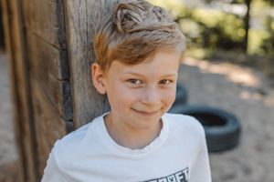 Schulfotos in Grimma, Leipzig und Umgebung – natürliche, authentische Bilder von Kindern im Schulalltag.