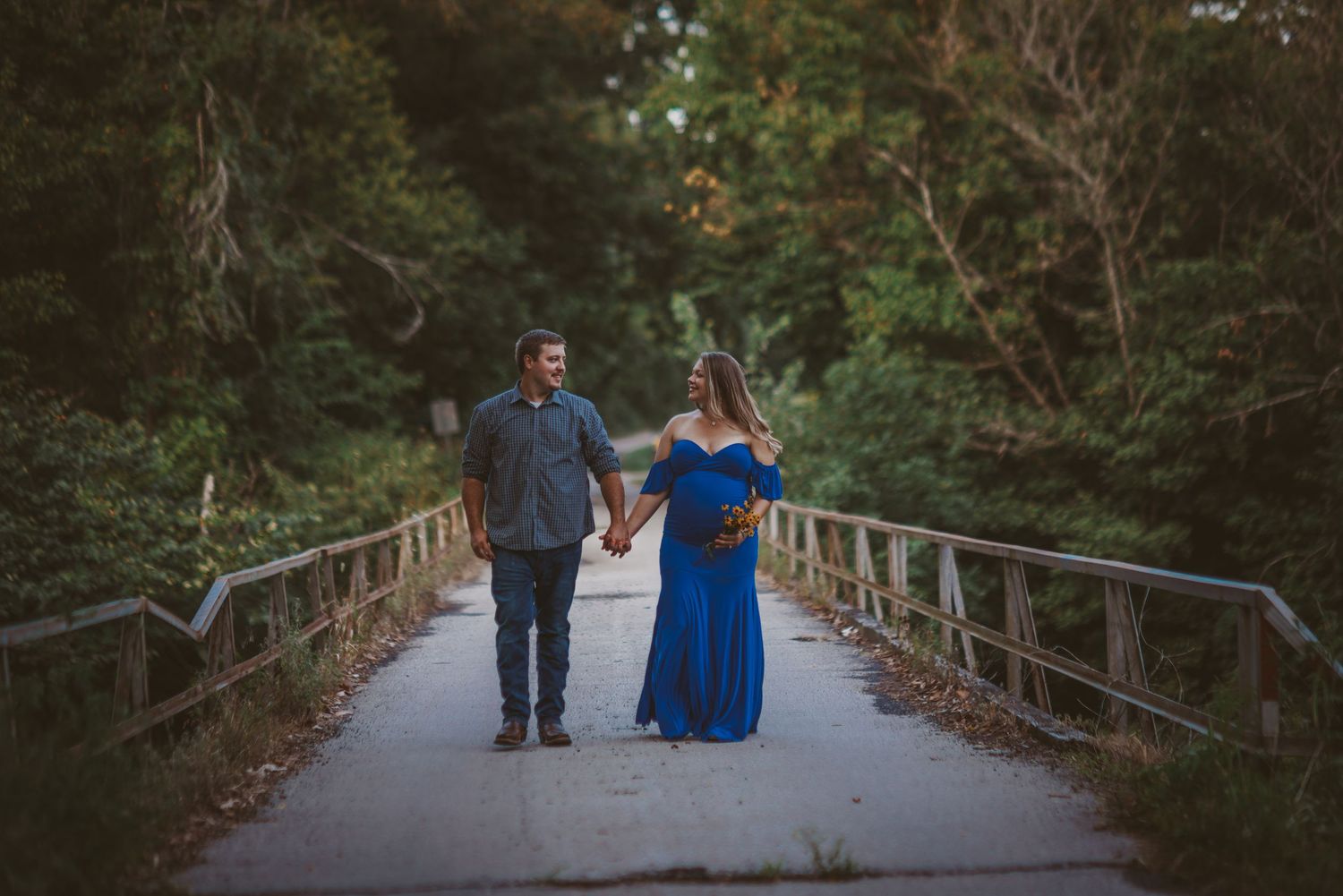 maternity couple