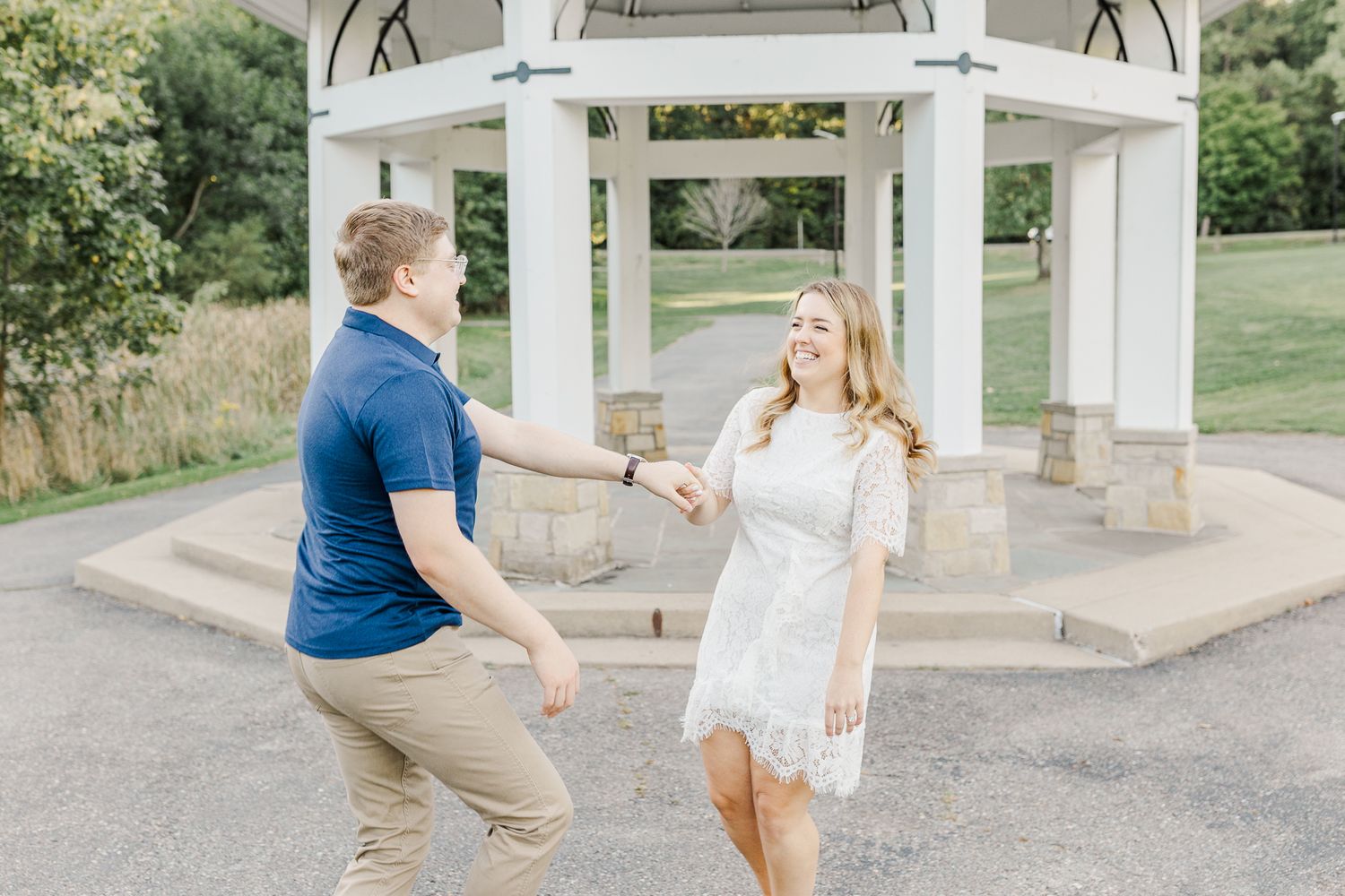 PITTSBURGH PENNSYLVANIA ENGAGEMENT PICTURES
