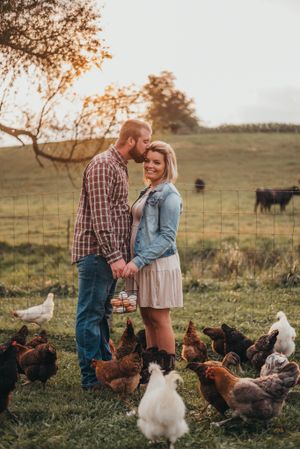 Farm, Barn Wedding, Engagement Session Farm, Finksburg MD, Westminster MD, Maryland, PA.
