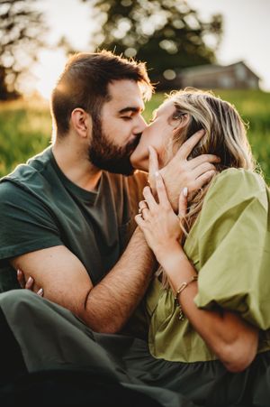 Central PA, Maryland Wedding Photographer, Family Photographer, Senior Portrait Photographer, Cold Saturday Farm Wedding Venue