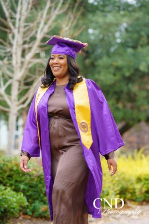 ECU Senior Portraits Photographer