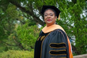 Graduation photographers in Greenville, NC