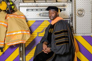 Cap and Gown Photographer, Greenville, NC