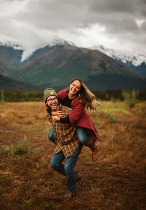 girdwood alaska engagement photos