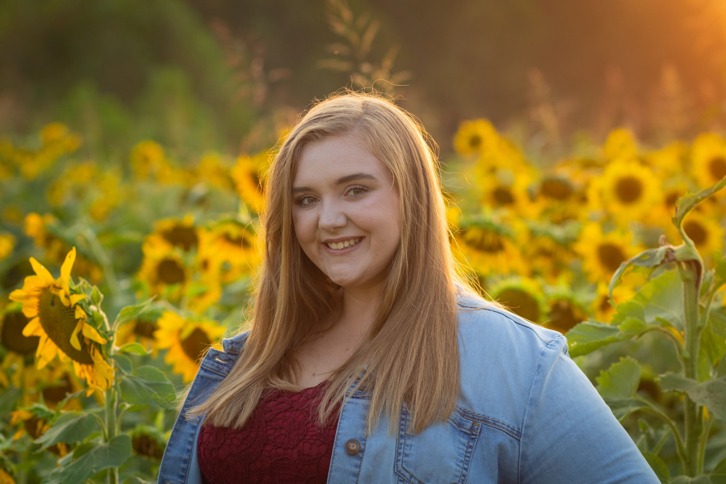 Mounts Park Sunflower field Senior photo photography Session Maineville Cincinnati Ohio Adrianna