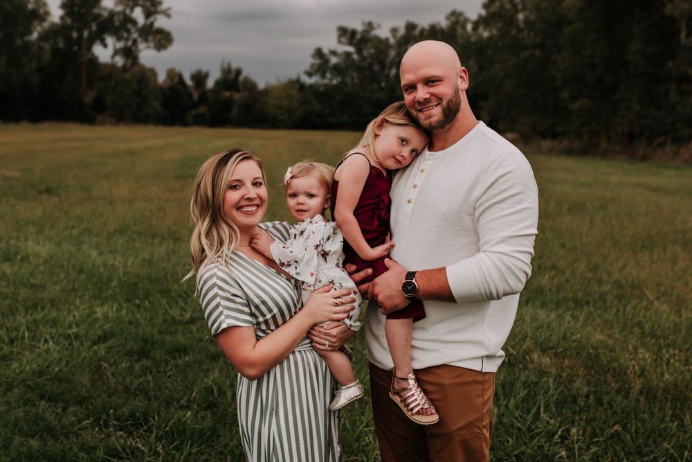 Outdoor family photo
Omaha, NE