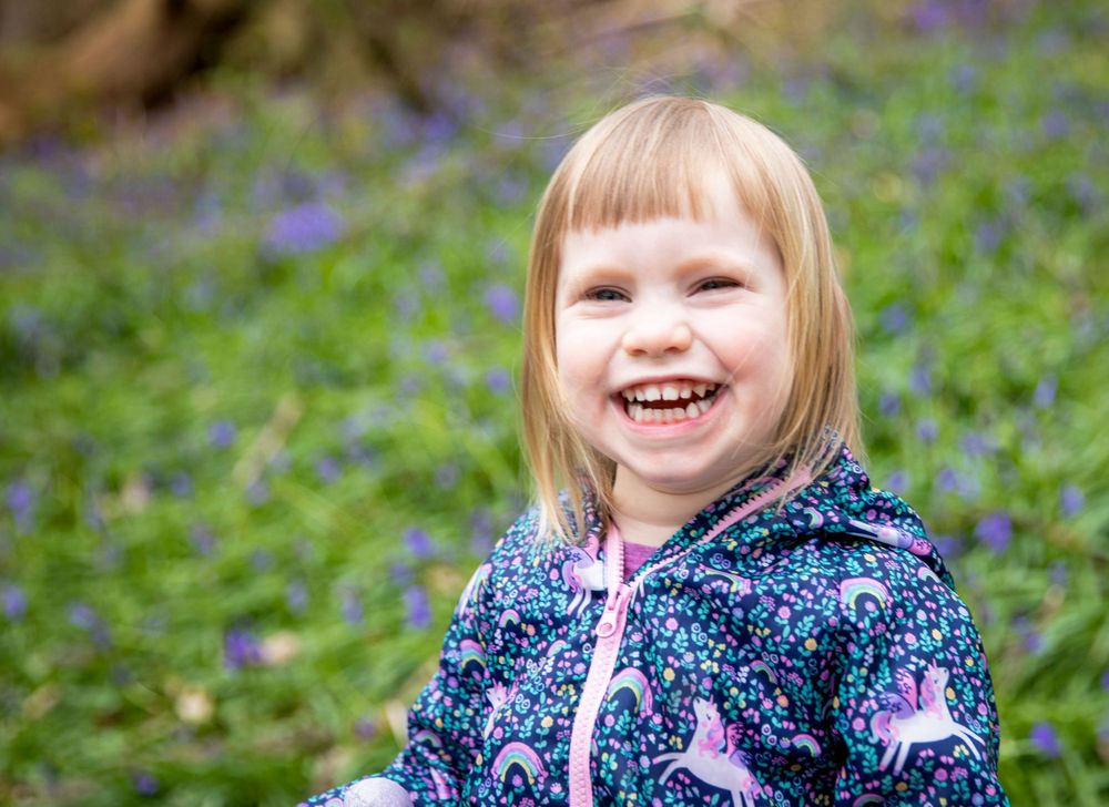 Toddler portrait. Bluebell photos