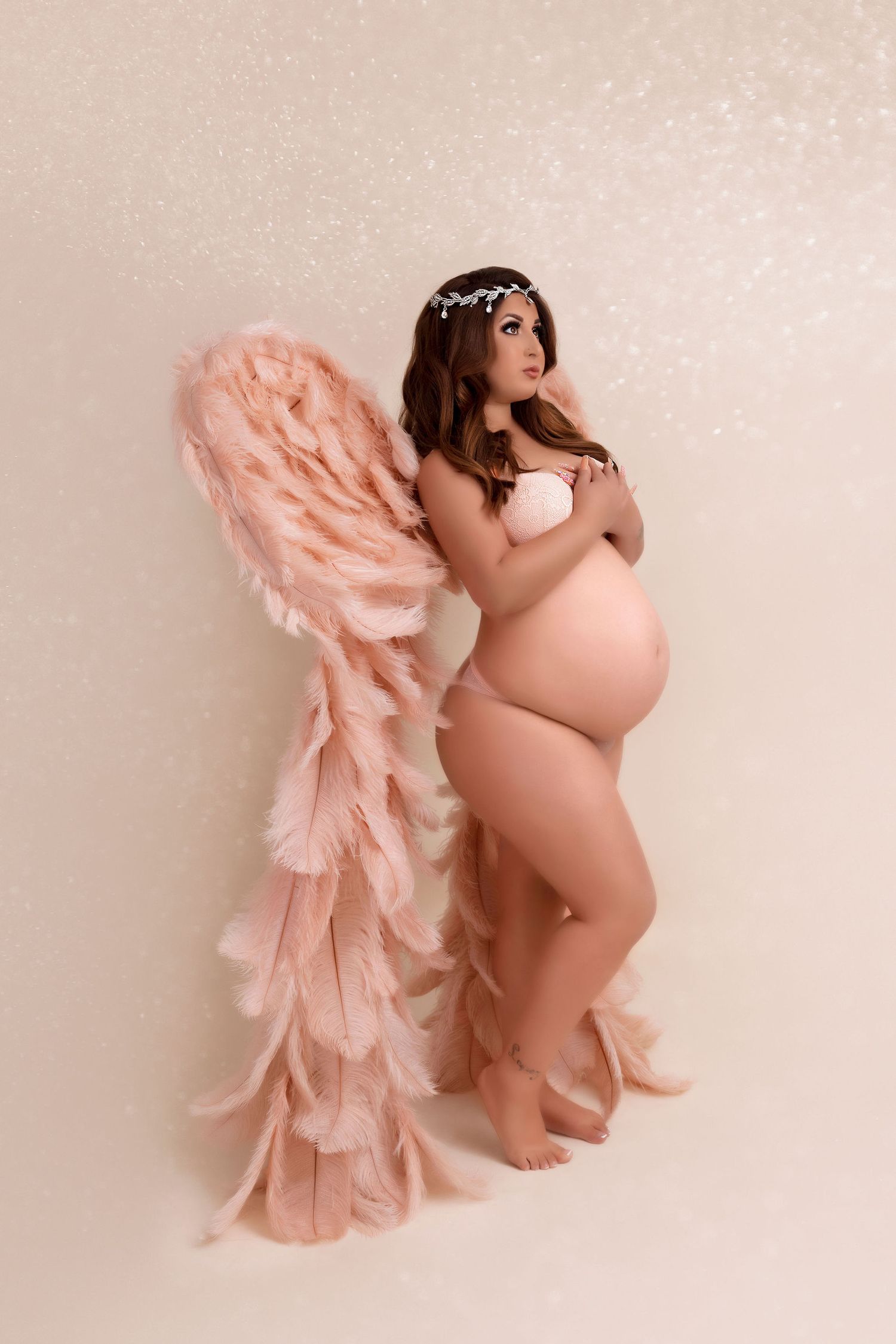beautiful maternity photographer, pregnancy photoshoot, capturing the beauty of motherhood, best maternity Los Angeles