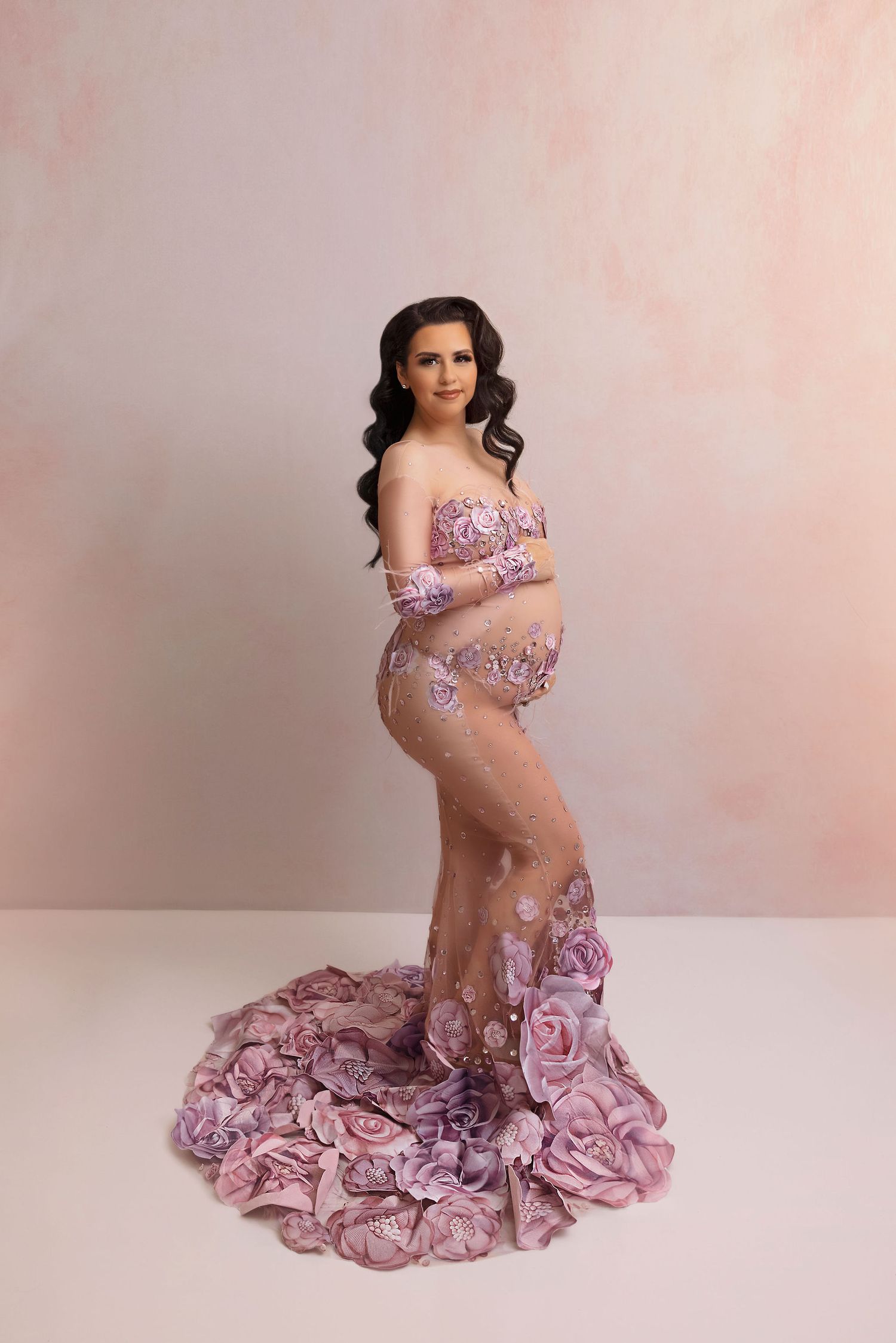 beautiful maternity photographer, pregnancy photoshoot, capturing the beauty of motherhood, best maternity Los Angeles