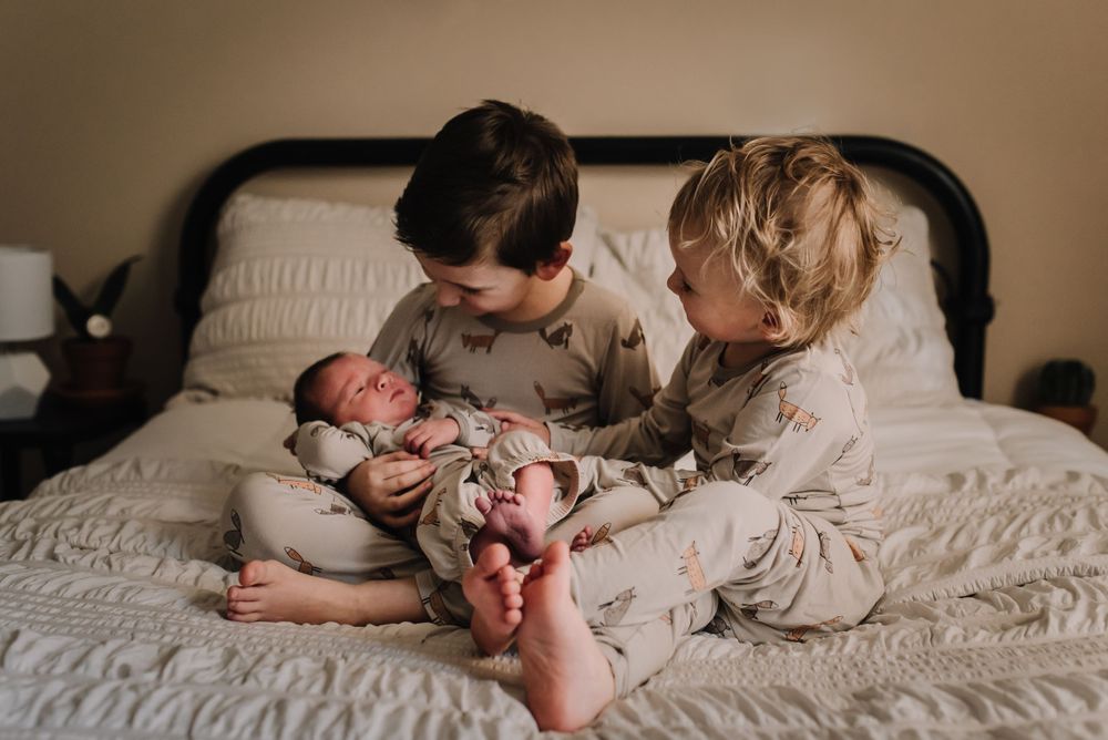 Sibling Newborn Photography