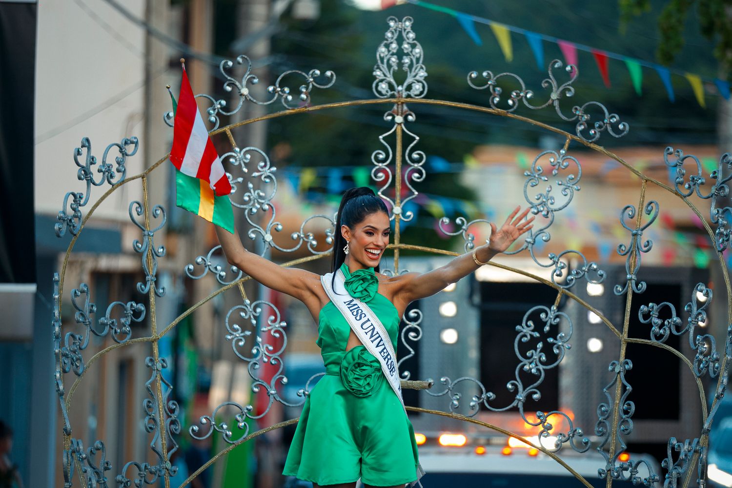 Karla Guilfú Acevedo, Miss Universe Puerto Rico 2023, received a warm welcome in her hometown of Patillas.