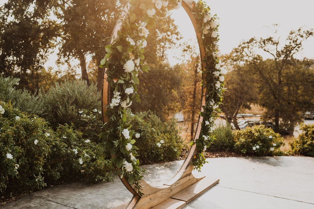 wedding arch arizona
