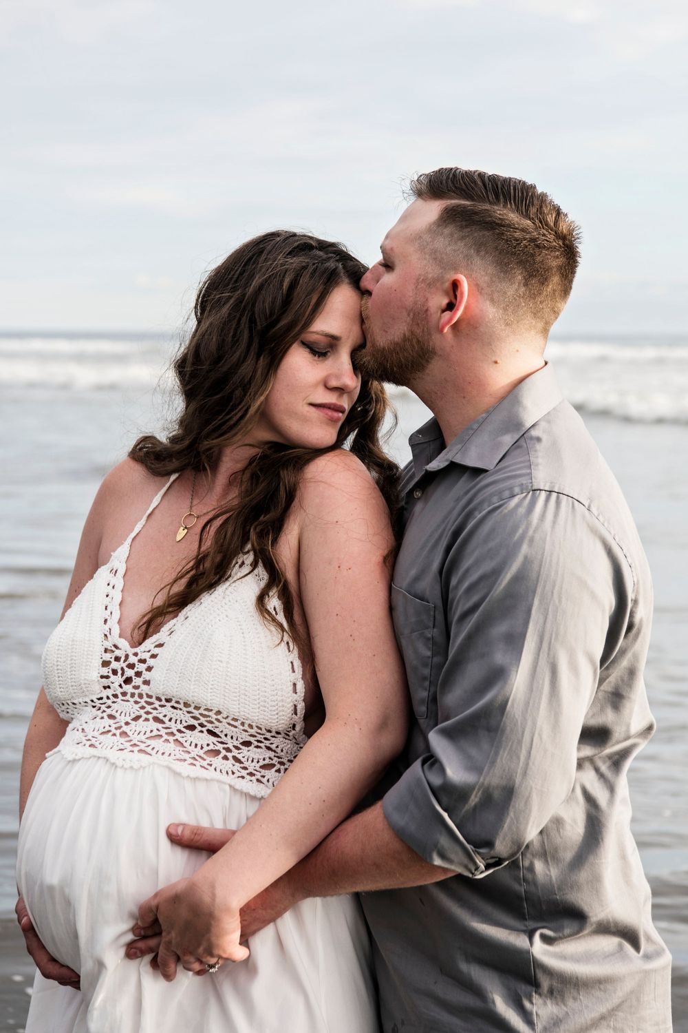 Couple Maternity session on Warrenton Oregon Beach