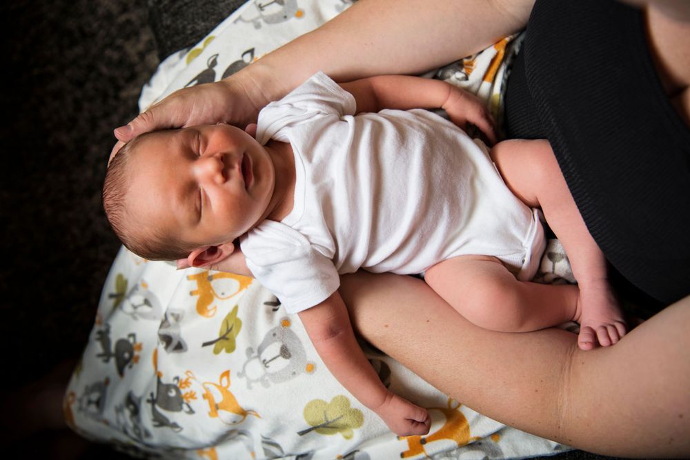 Oregon Coast Newborn photographer