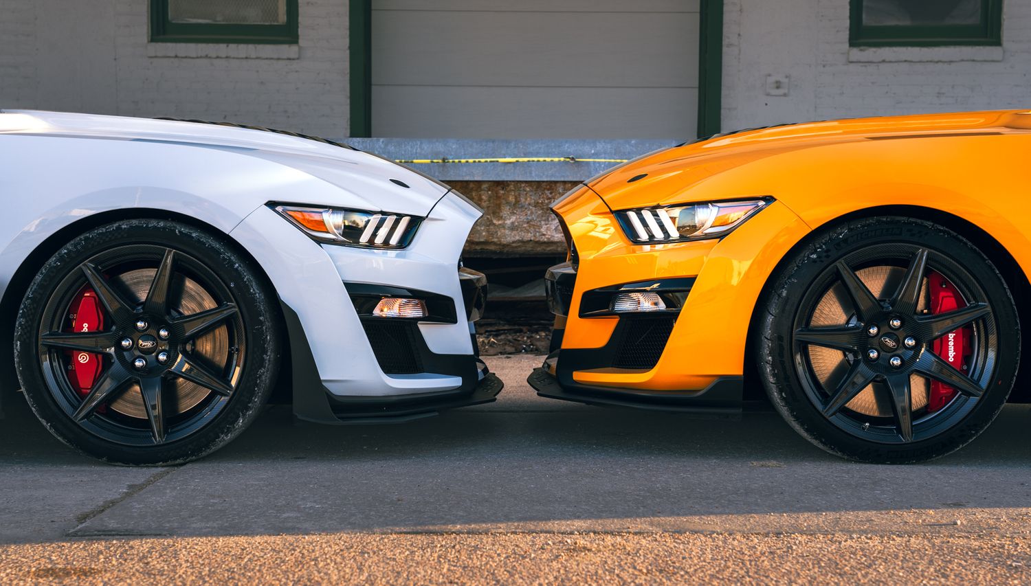 Ford Mustang Shelby GT500 Photos