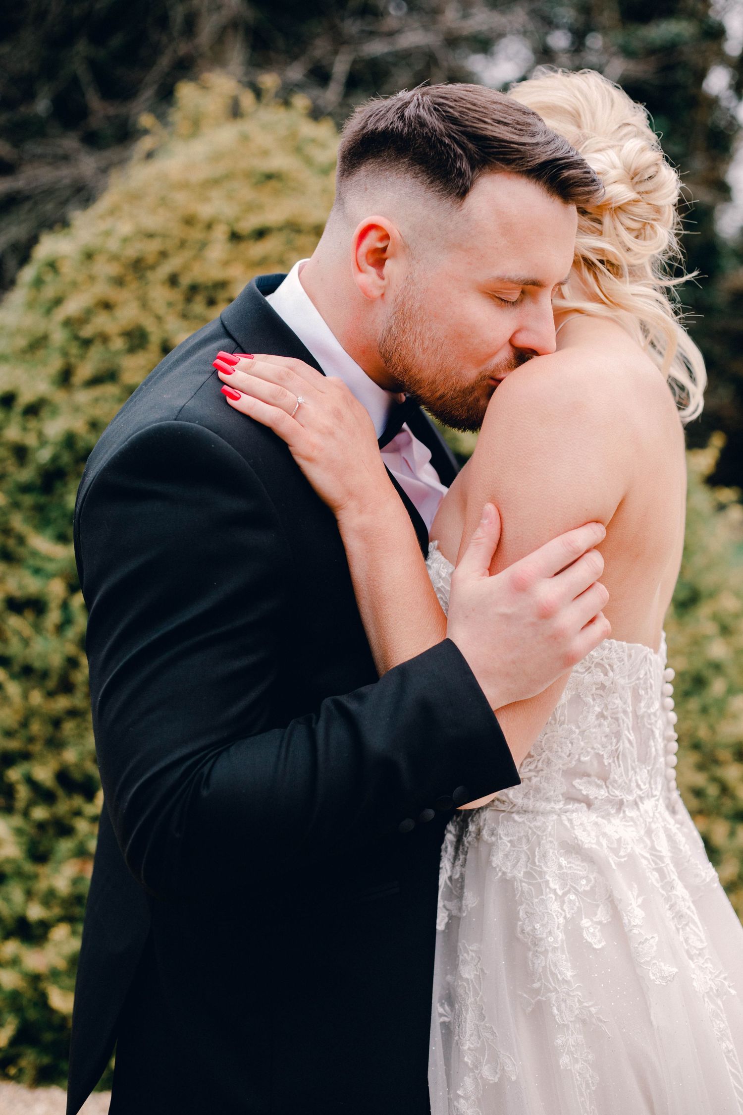 tender wedding photography inspiration