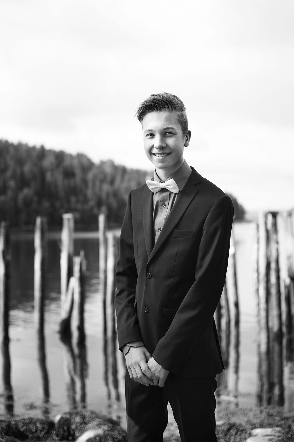 Konfirmant, konfirmasjonsfotografering, konfirmasjonsfoto, fjord, sjø, Namsos