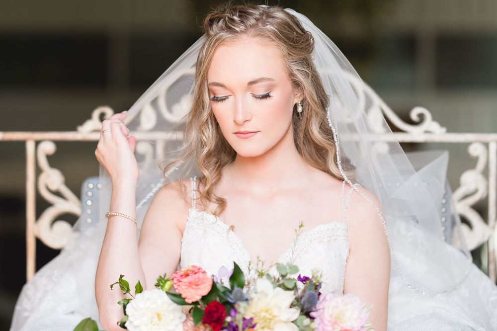 White Barn at Padgett place, wedding photographer, Huntsville Alabama, wedding venue, wedding florist, wedding venues
