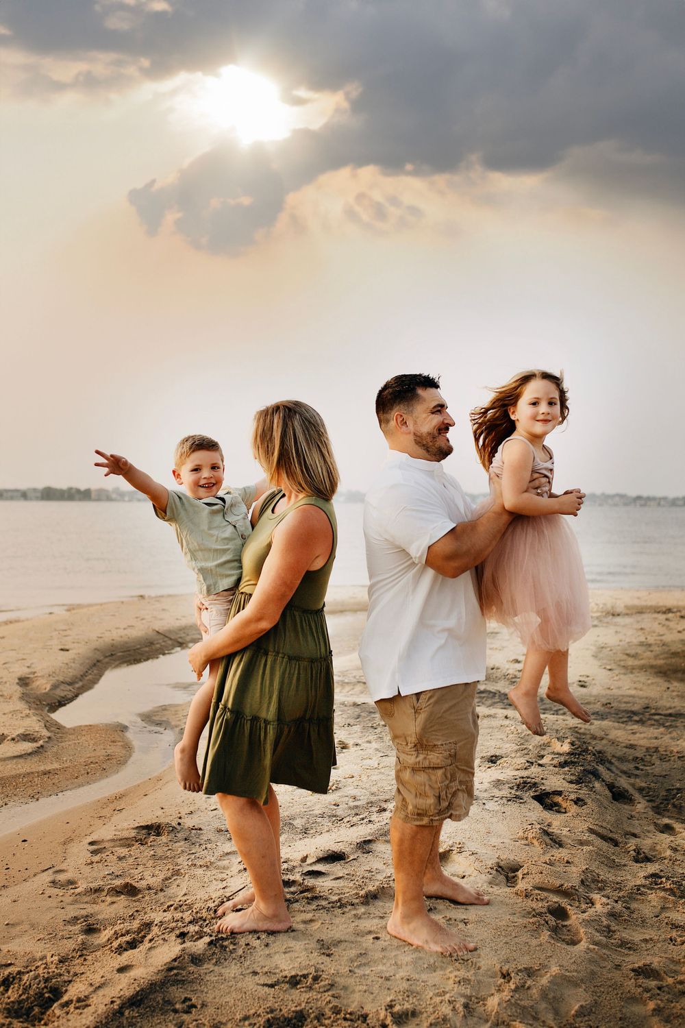 New Jersey NJ Ocean County Luxury Family Photographer Photography Kids Colts Neck Rumson Monmouth County