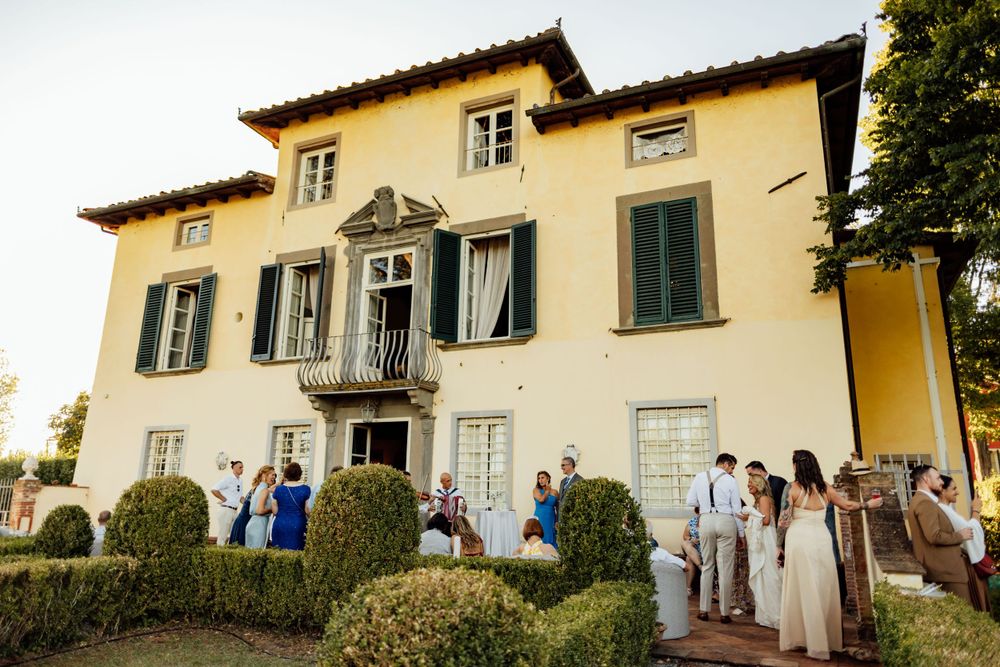 Tuscany Destination Wedding - Lucca Wedding Photographer - Beautiful Lucca Apartments and Villas Wedding