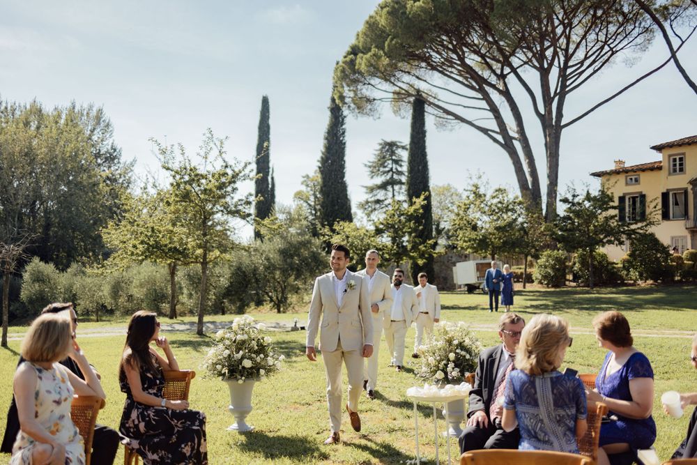 Lucca, Italy Destination Wedding - Lucca Wedding Photographer - Beautiful Lucca Apartments and Villas Wedding