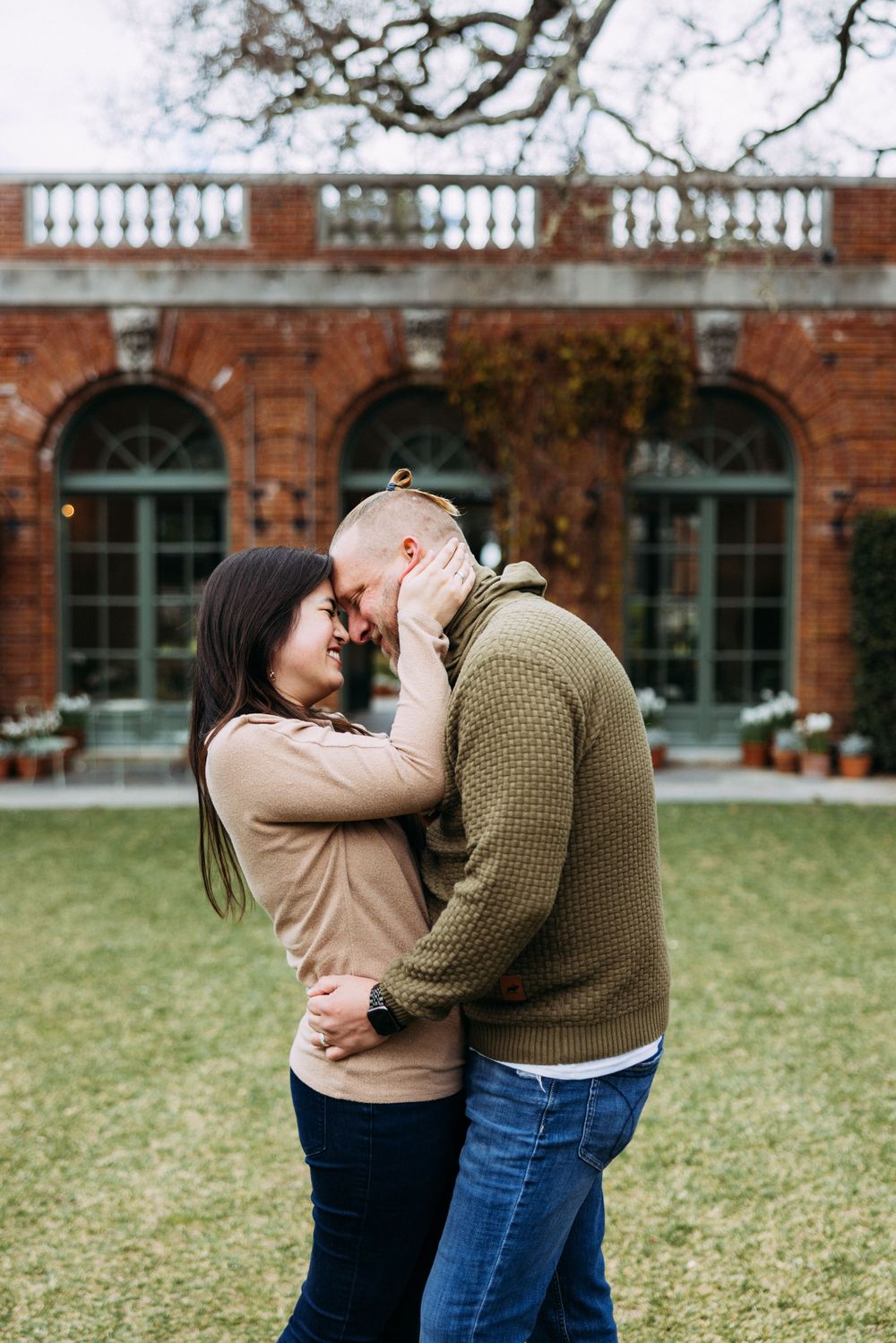 Romantic engagement pictures as couples embrace with Bridgerton vibes.