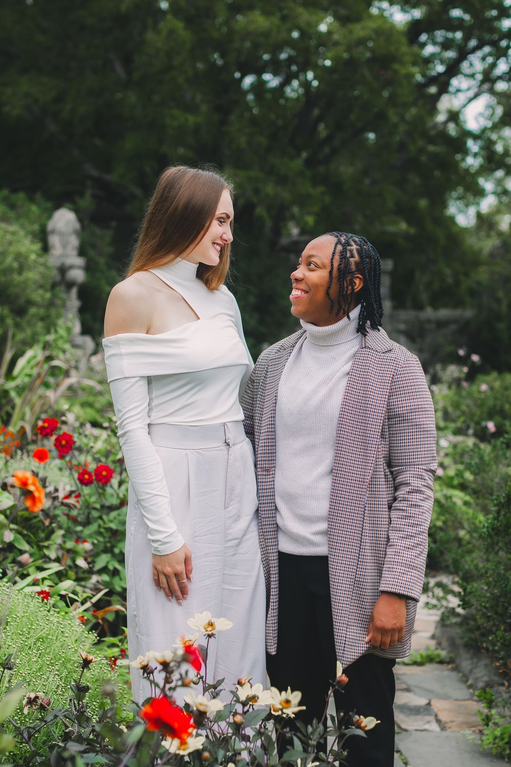 Bishop's-Garden-couples-portrait