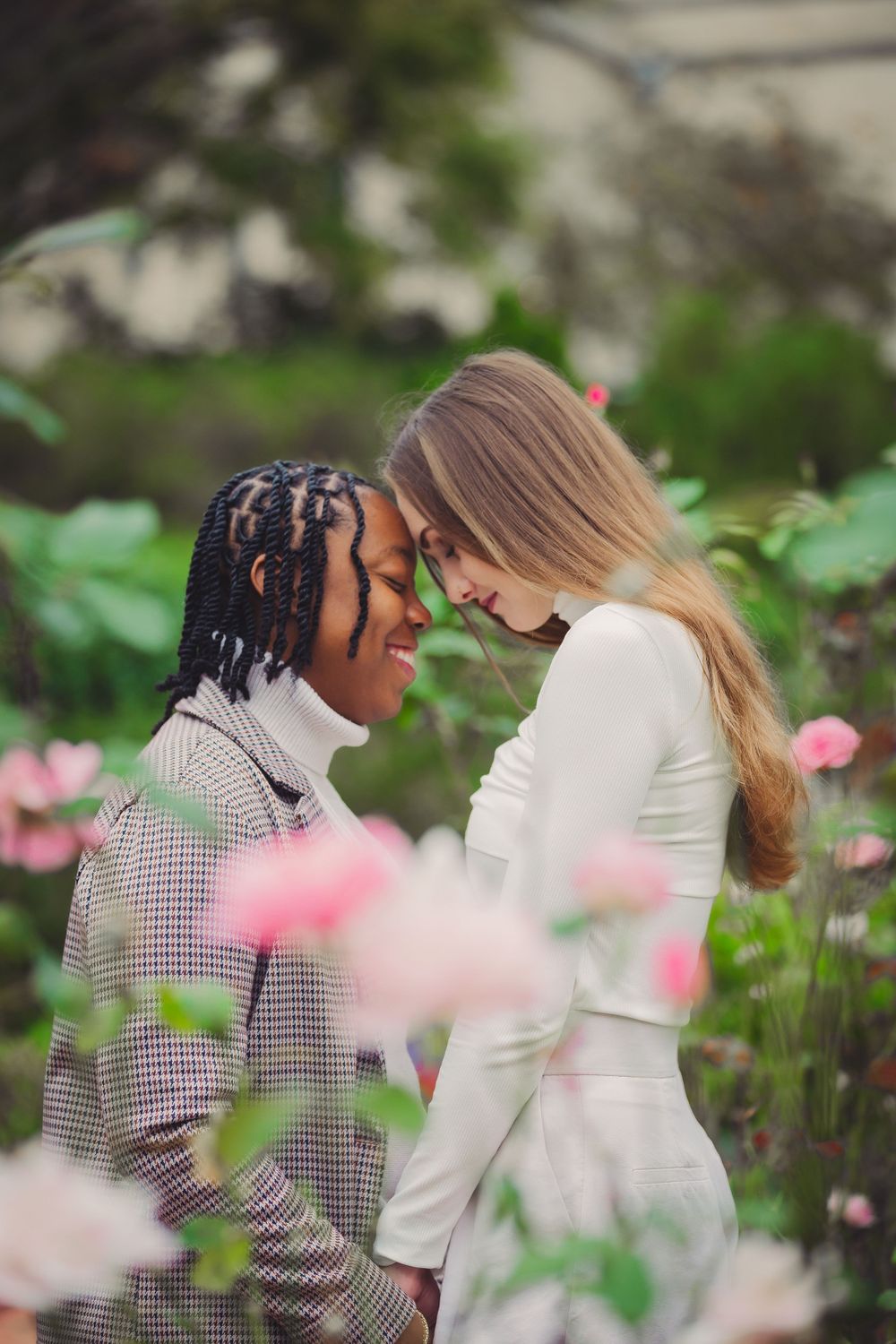 DC-engagement-photography-Bishop's-Garden