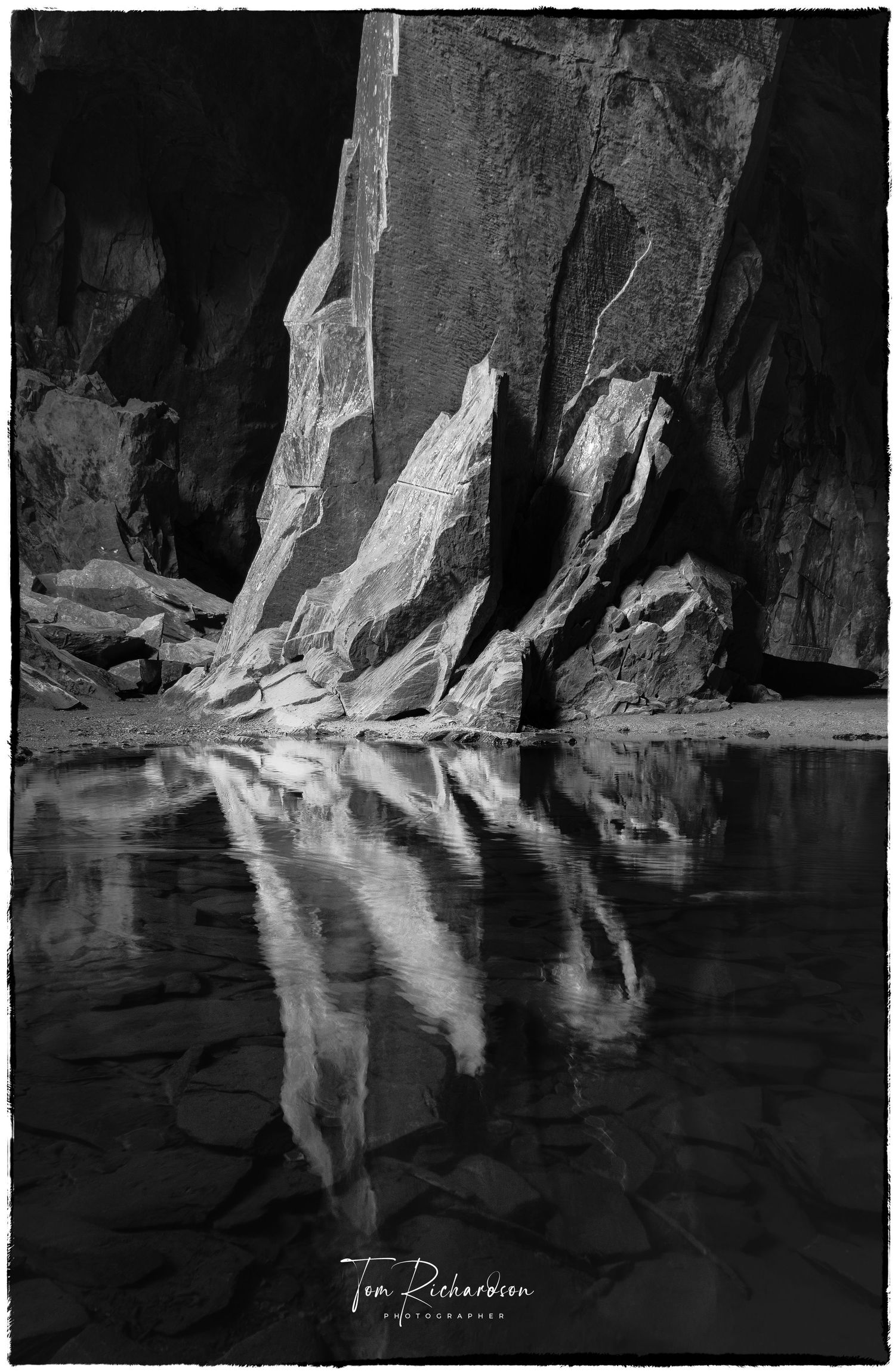 Cathedral Cave, Little langdale