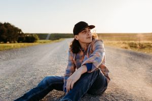 senior session boy clear creek amana high school sage and ivy studio oxford iowa tiffin iowa corridor photographer