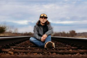 senior session boy clear creek amana high school sage and ivy studio oxford iowa tiffin iowa corridor photographer