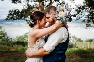couple wedding tiffin iowa oxford sage and ivy studio corridor photogrpaher