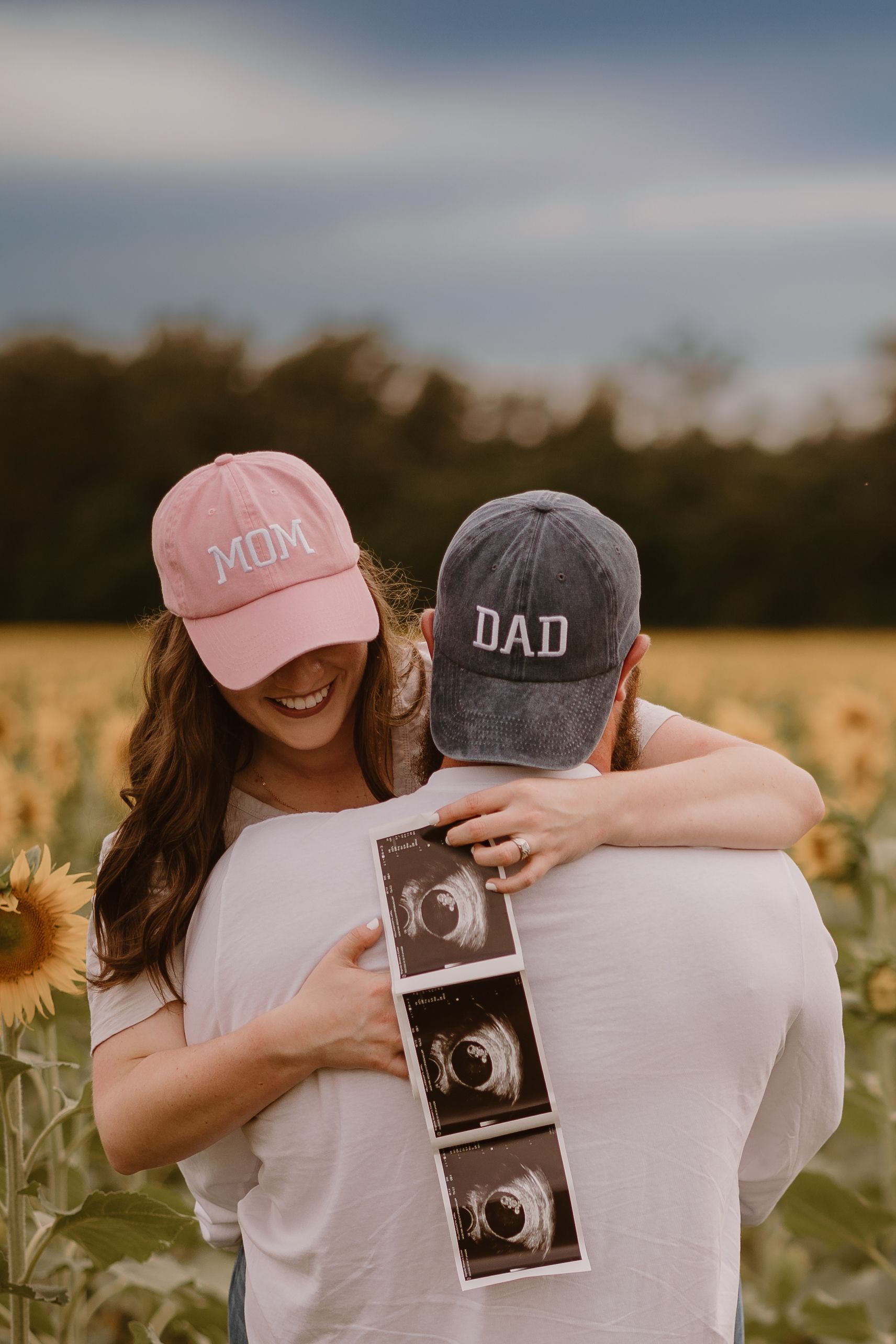 Mom and Dad hats baby ultrasounds