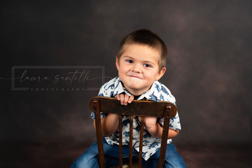 classic preschool portrait, brown marble backdrop, school portrait, preschool photo
