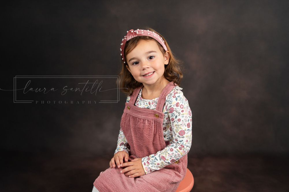 classic preschool portrait, brown marble backdrop, school portrait, preschool photo