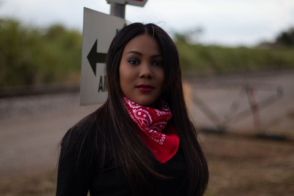 Fotografía creativa en Panamá por A&A Media: retratos, maternidad, marcas personales y sesiones temáticas.