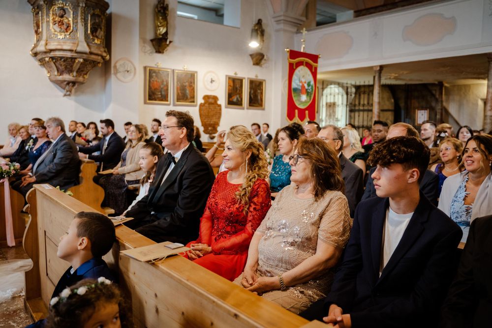 Hochzeitsfotograf Berlin Schöneberg Emotionale Momente der Zeremonie
Hochzeitsfotografie Berlin Kreuzberg  Authentische Paarfotograf Kirche