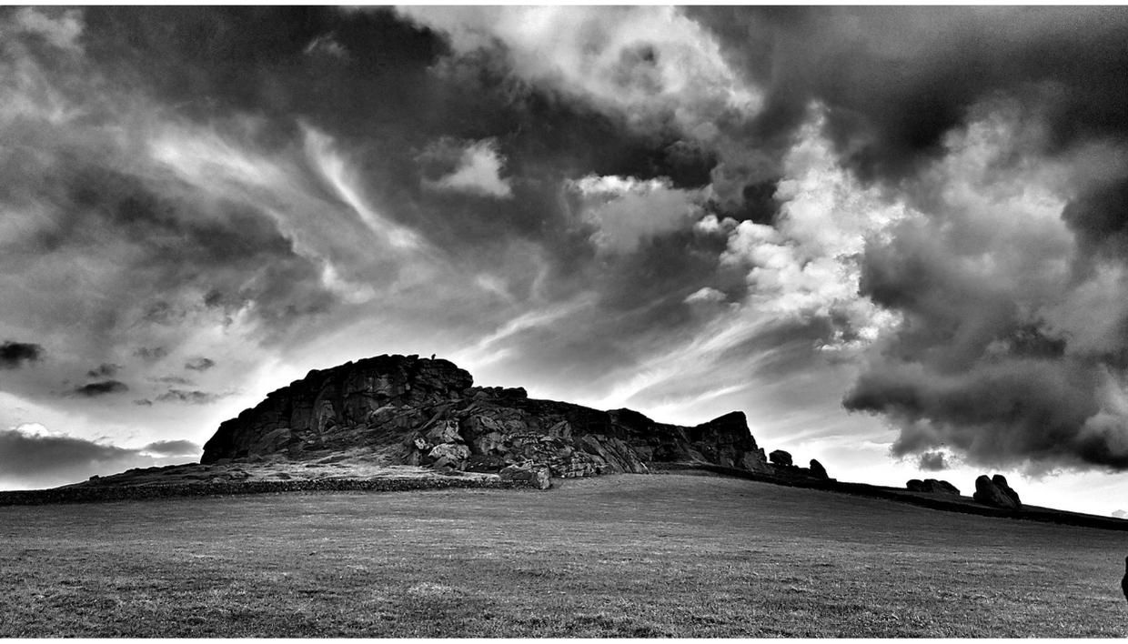 paul heaney photography landscape almscliffe crag