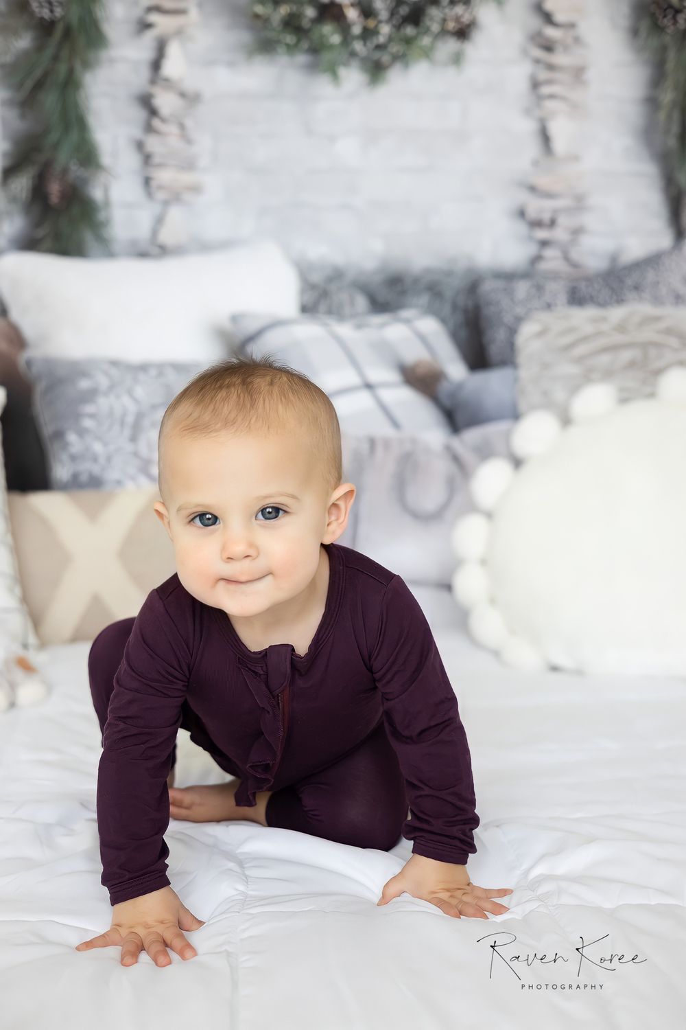 Child individual photo session in studio Seymour Tennessee