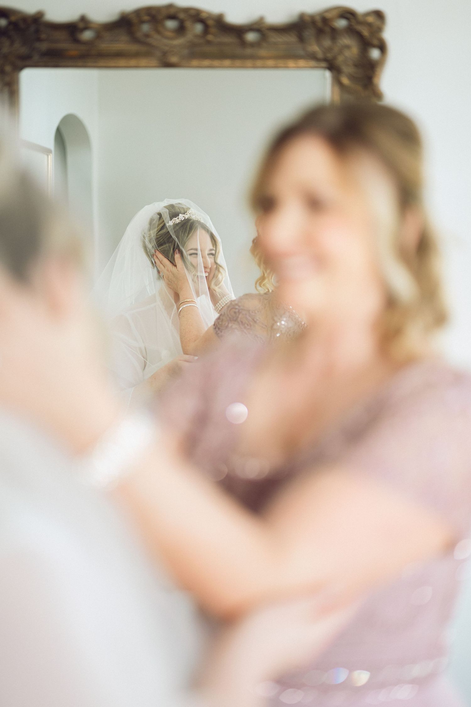 Michigan Shores Club Winter Wedding in Wilmette | Candace Sims Chicago Luxury Editorial & Fine Art Wedding Photographer