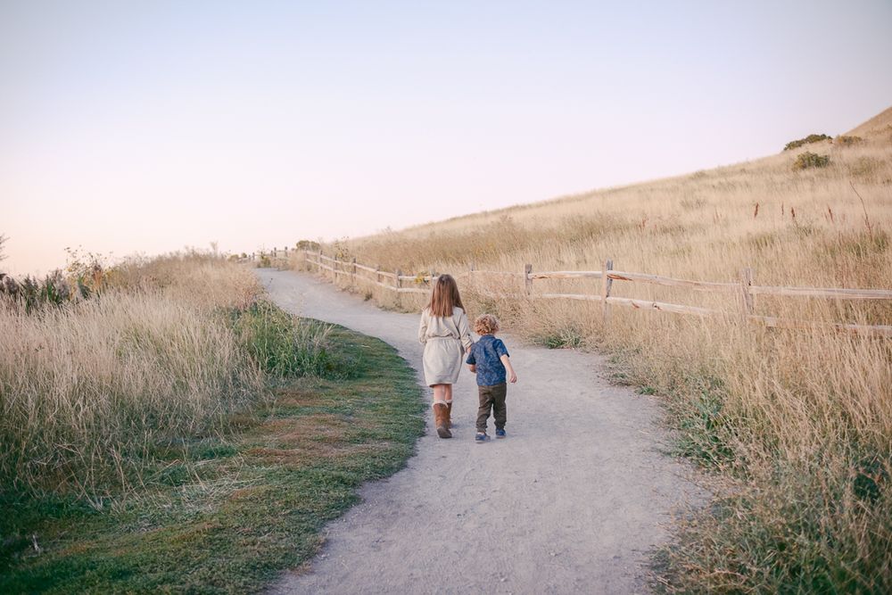 family trail at tunnel springs park with Michelle Deppe photography.