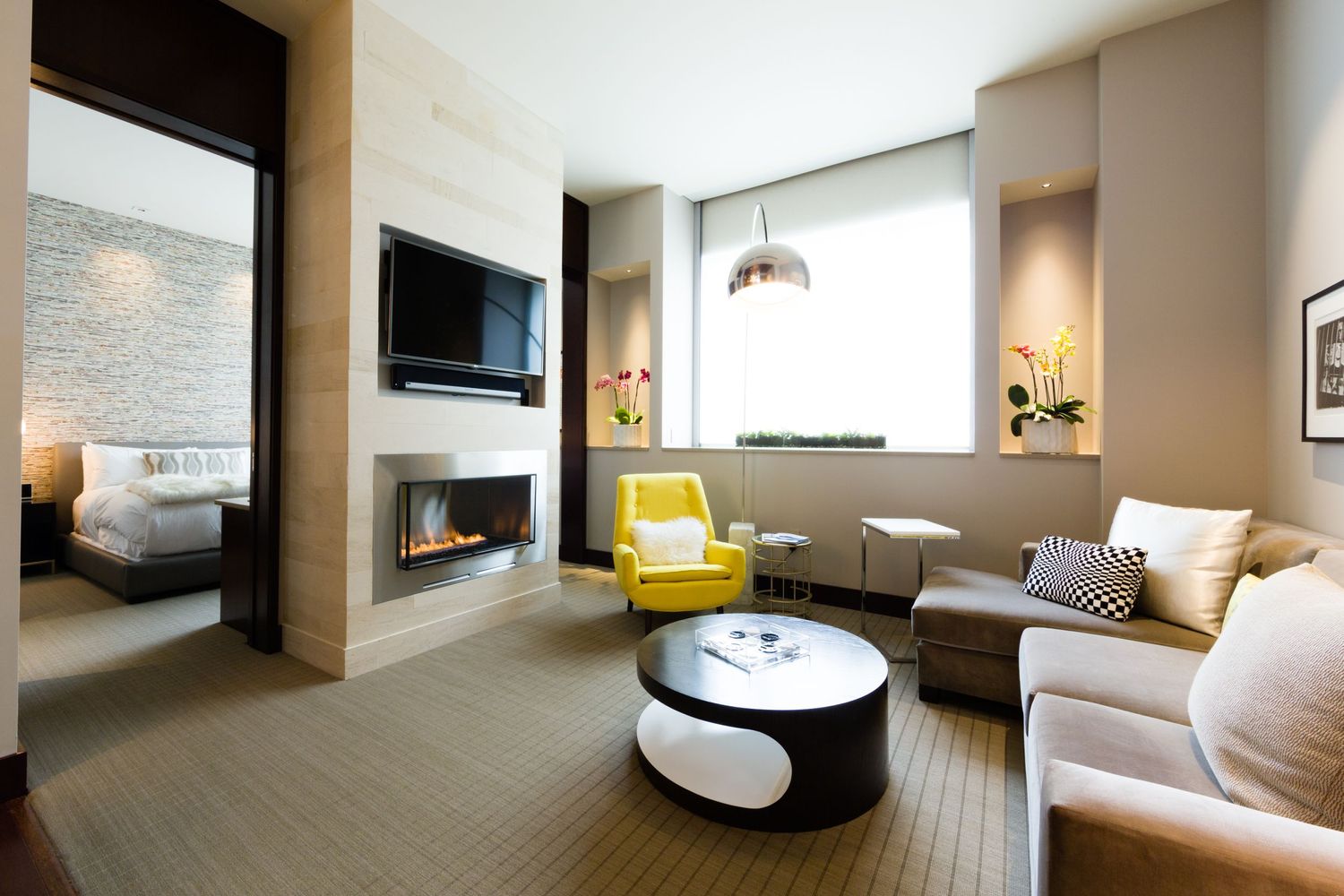 WOW! Indianapolis has a new treat in store at The Conrad Indianapolis. There is no better way to welcome an art lover.
