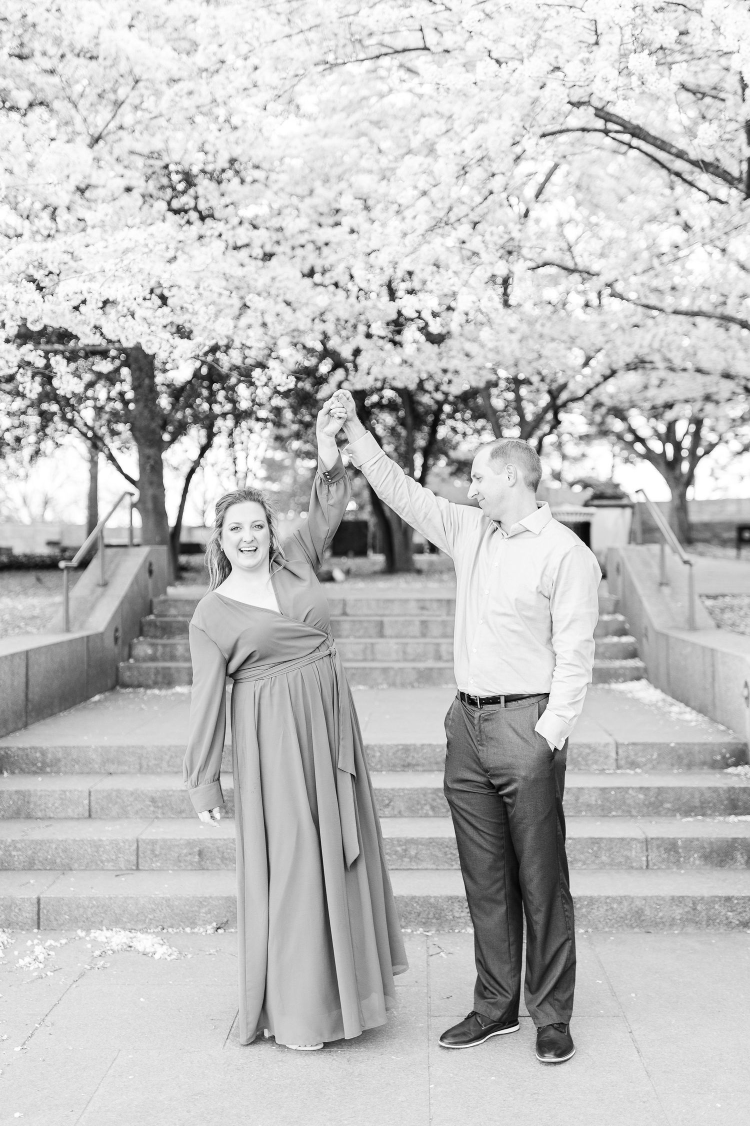 WASHINGTON DC CHERRY BLOSSOM ENGAGEMENT PICTURES