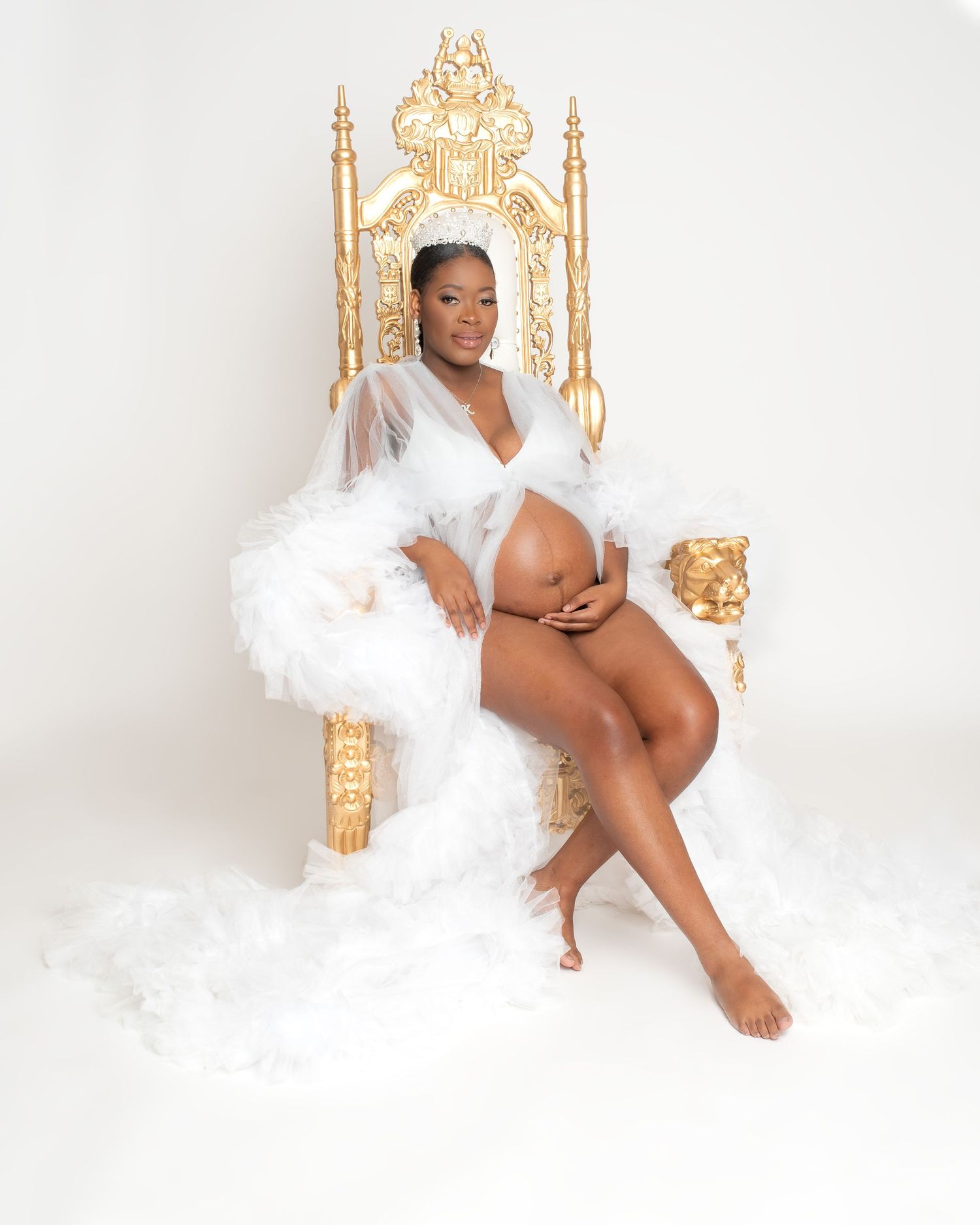 Maternity Photo studio near me, Maternity photographer, Jacksonville Maternity Photographer, Family photographer, Jacksonville photographer