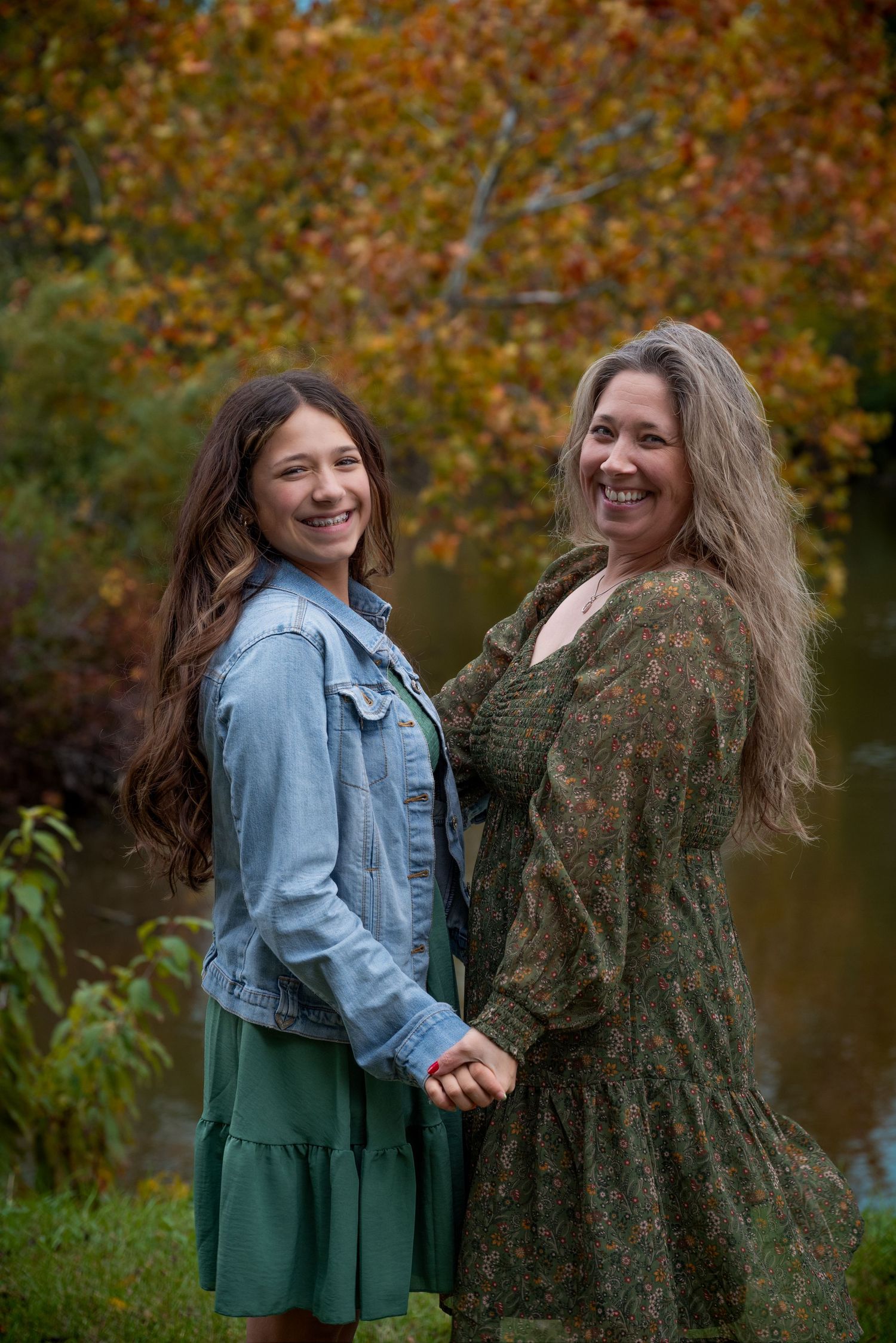 Mother and Daughter Portaits - Radiant Reflections Photography - Warsaw Indiana