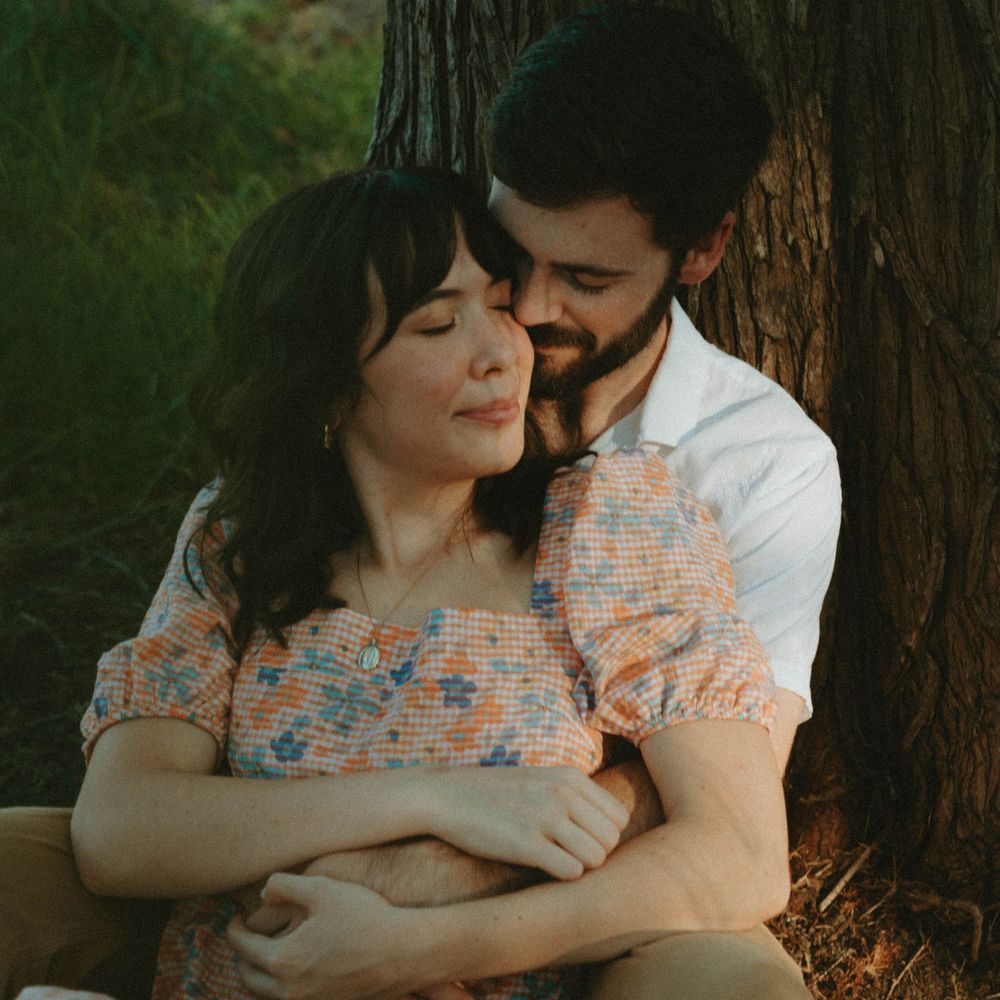 Wimberley texas couple engagment photos near the river