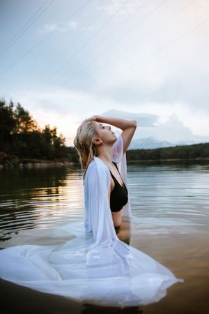 portrait-fotoshooting-wasser-fotoshooting-possnig-photography-fotografin-kärnten