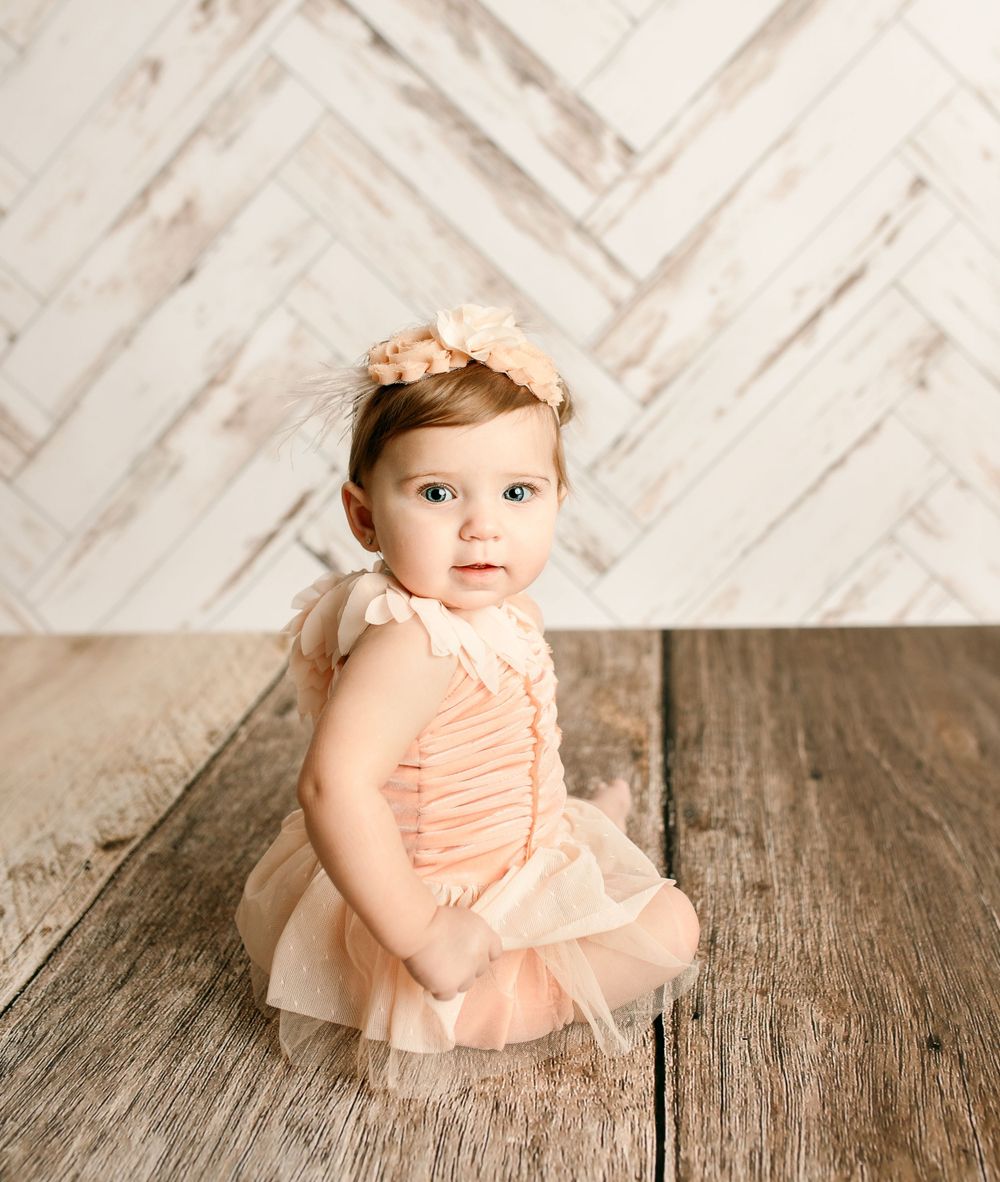 Columbus ohio Milestone newborn studio session